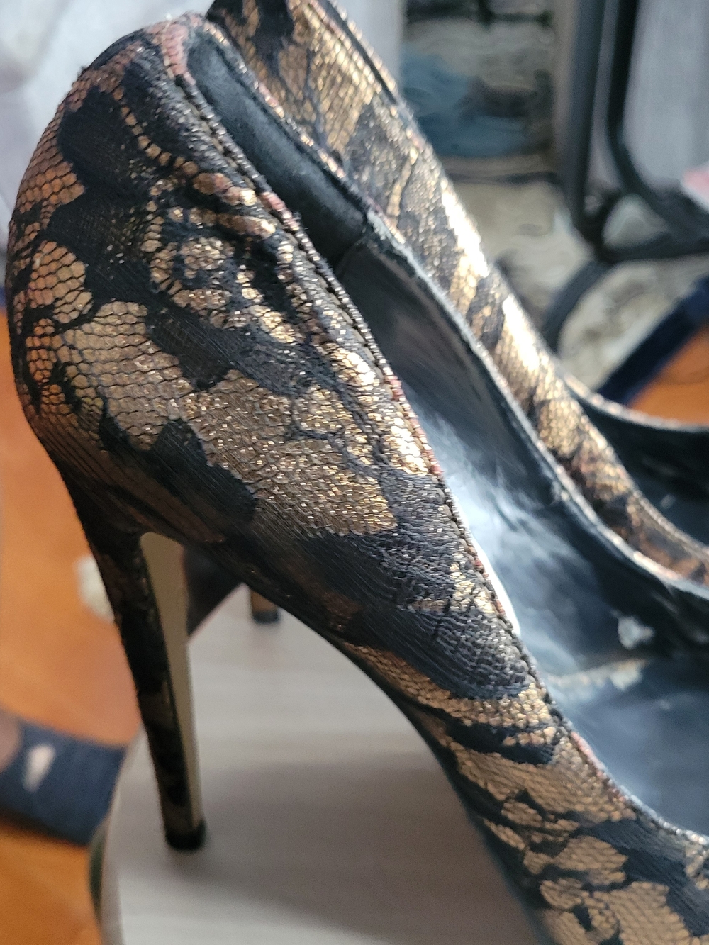 Black Lace Pointed Stiletto Heels with Gold Underlay